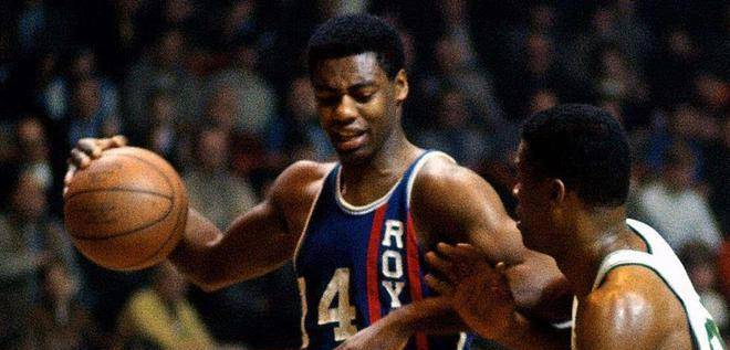 格需要对手 格需要对手