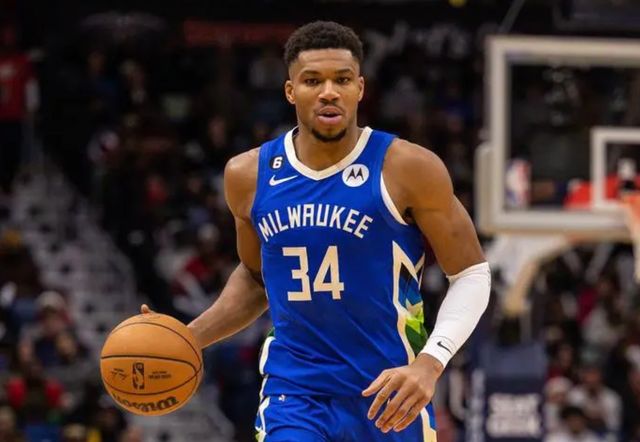 发球和强劲 发球和强劲